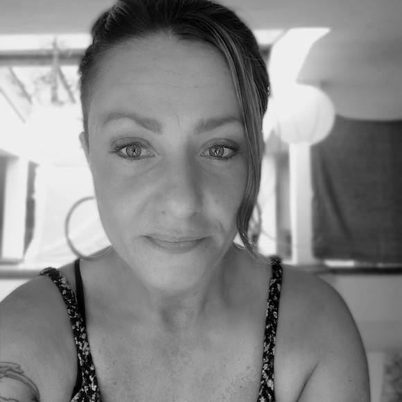 Meet your Posher, Kristina - Picture 1 of 1